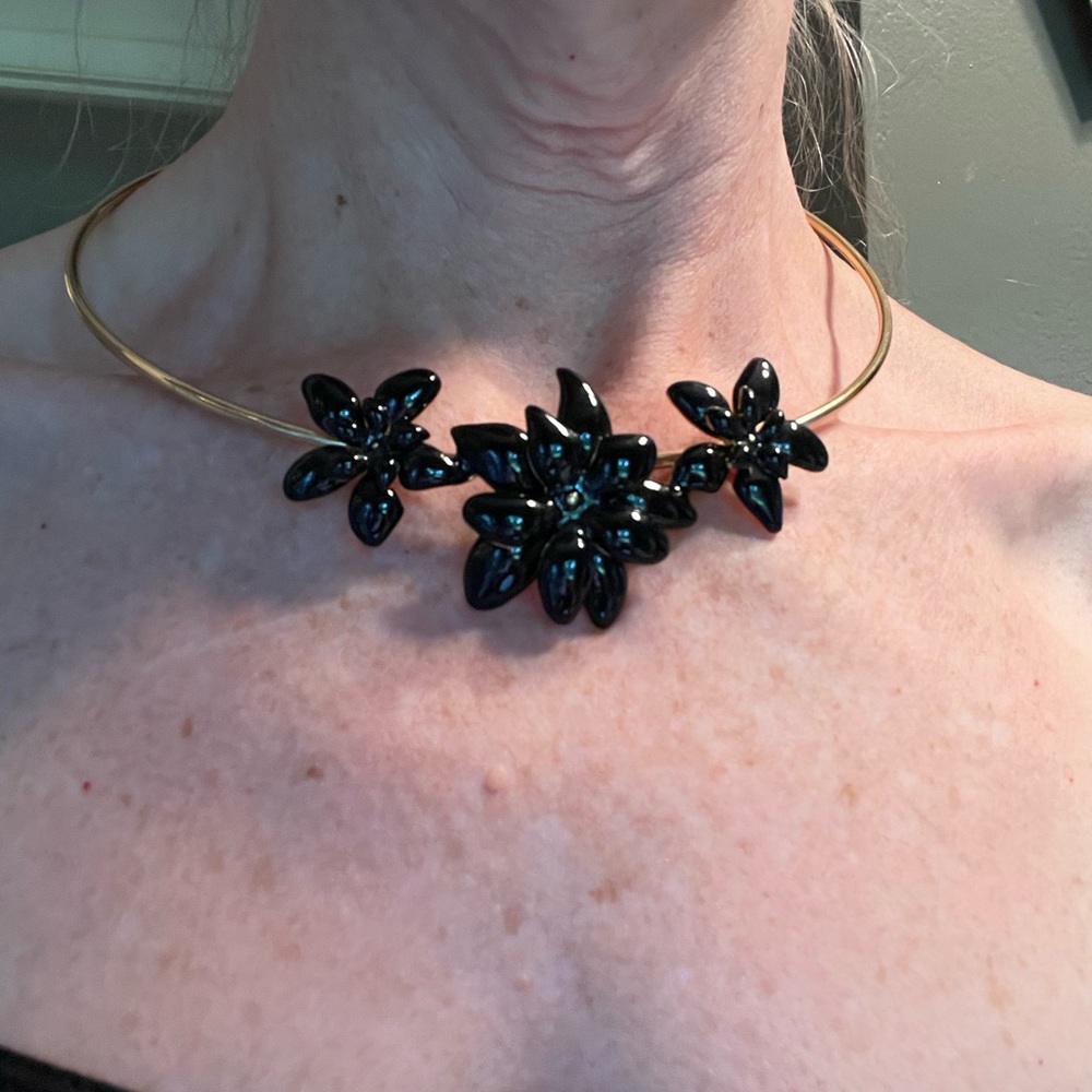 Talbots choker necklace, black and gold